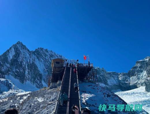 爬完玉龙雪山可以洗澡吗？玉龙雪山高反严重吗